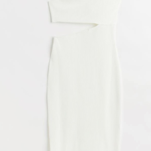 H&M Off the Shoulder White Dress - Picture 3 of 8
